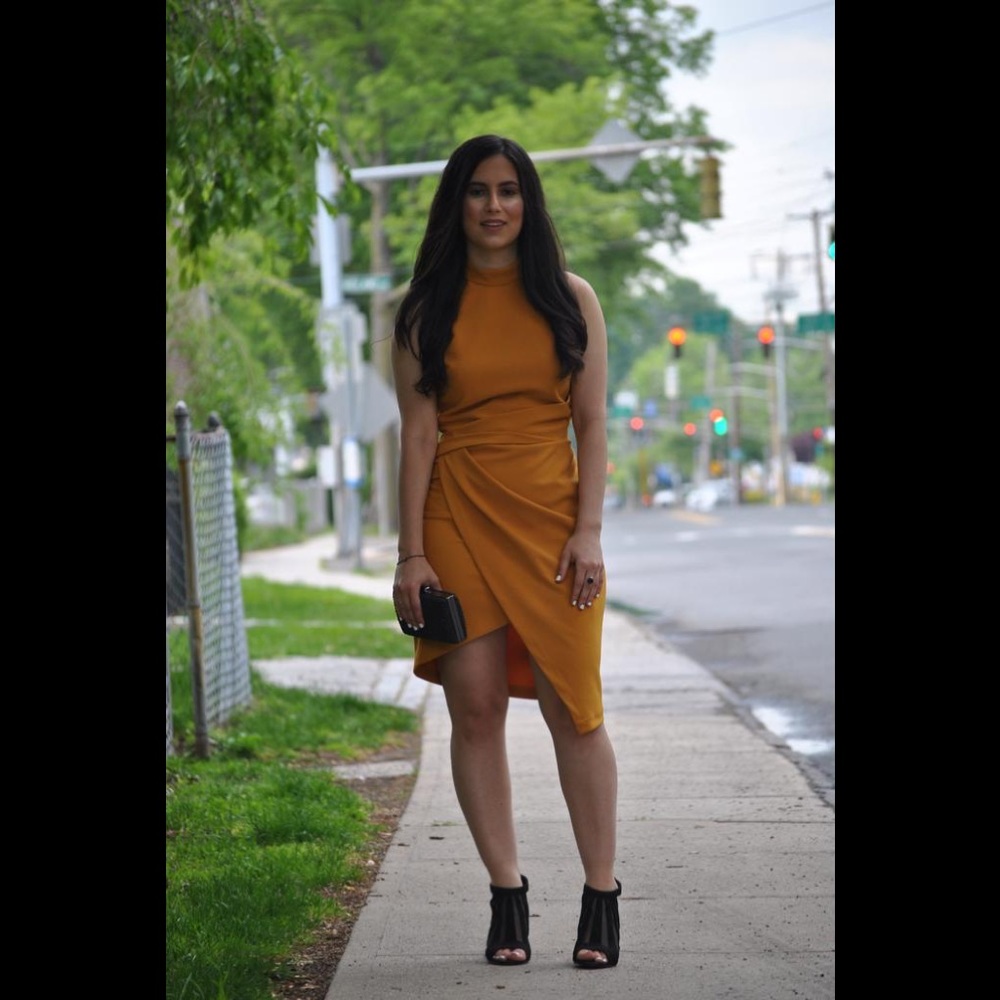 Meet your Posher, Miri and Shira! - Picture 6 of 10